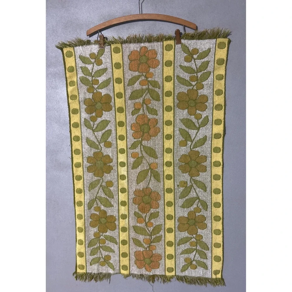 Vintage Cannon Royal Family Bath Towels Set 2 Green Gold Floral 70s Fringed MCM